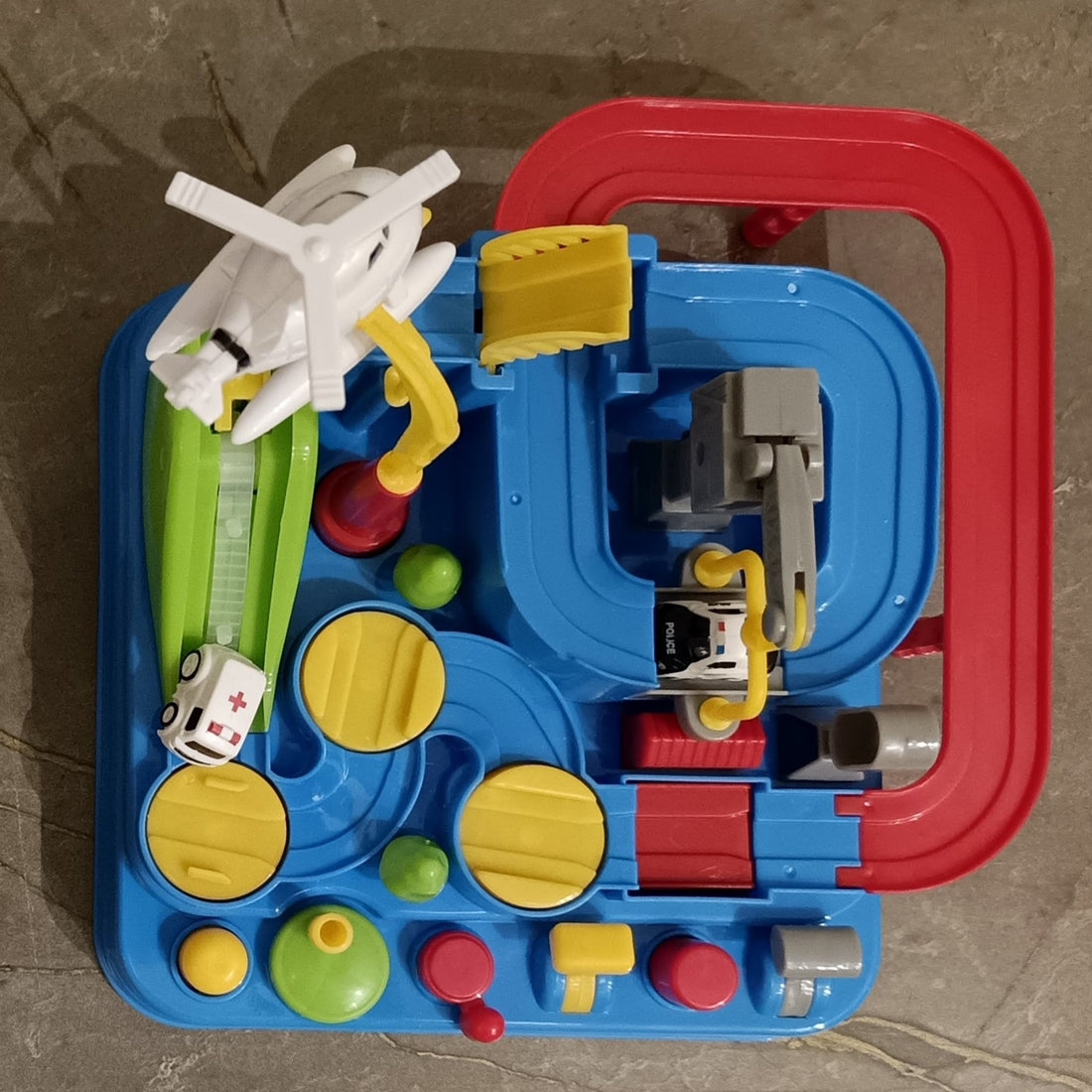 Car track Maze