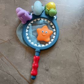 Water fishing play set